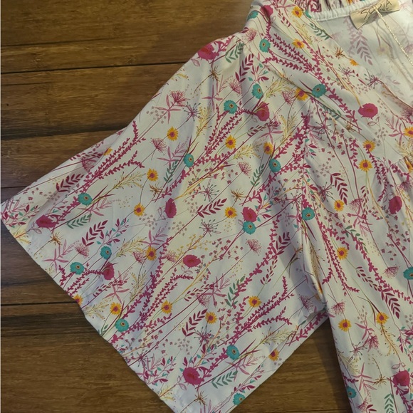 New long blouse with new floral print with V neck 3/4 bulging sleeves beautiful - Picture 4 of 7